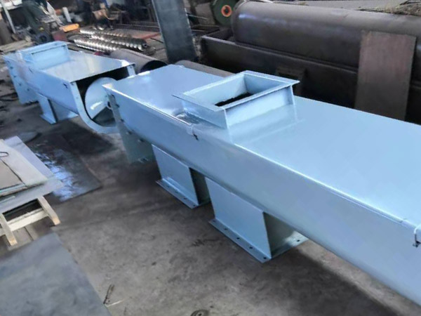 水泥廠螺旋輸送機(jī)結(jié)構(gòu)圖紙